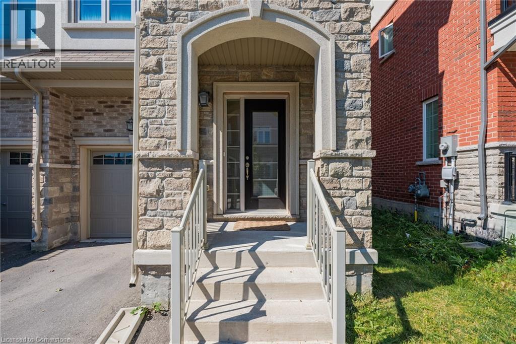 Photo 4 of 108 Borers Creek Circle, Hamilton ON