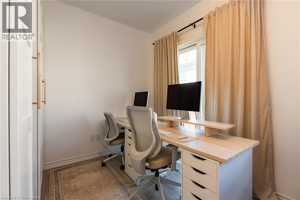 Photo 8 of 108 Borers Creek Circle, Hamilton ON