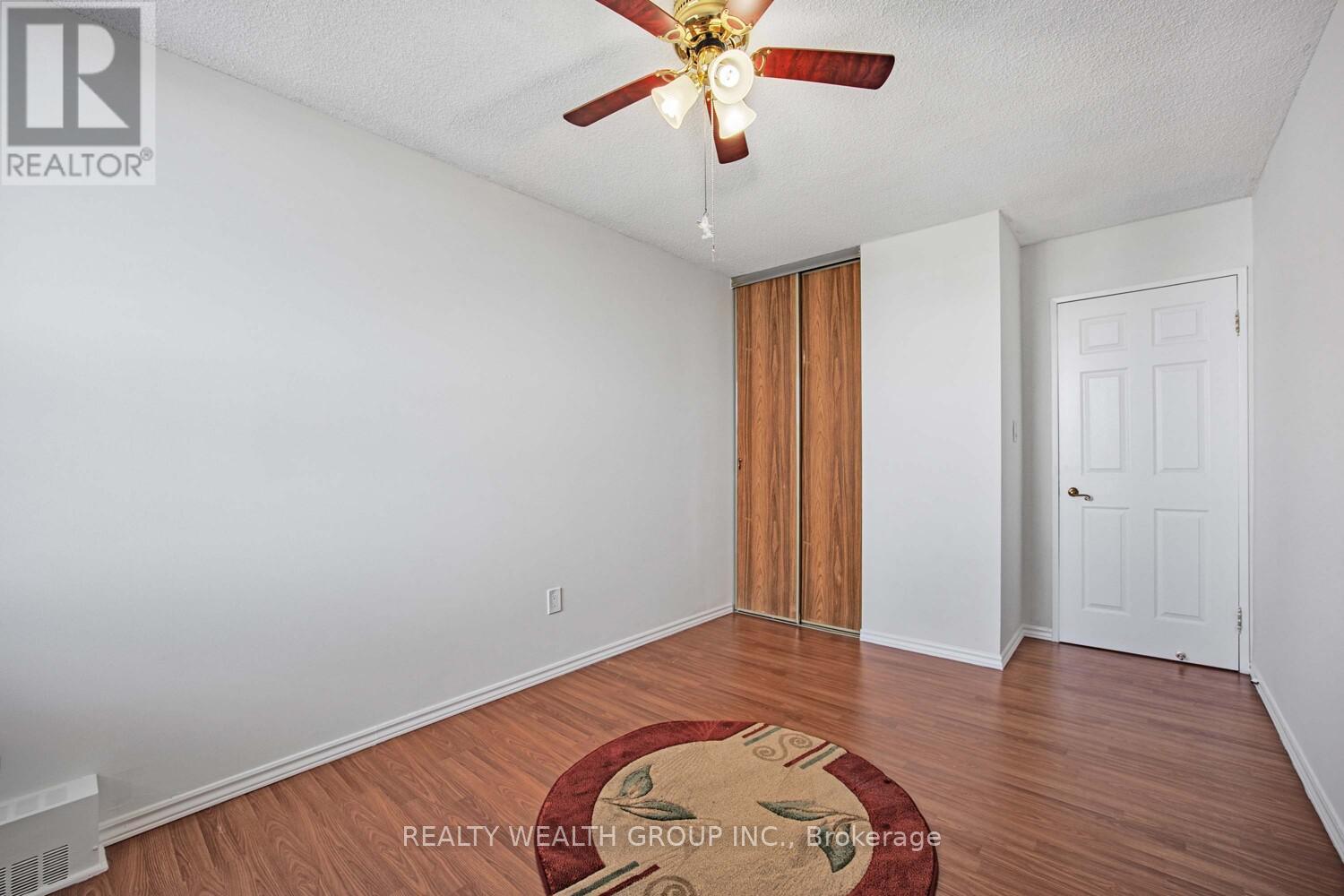 Photo 13 of 1105 90 Ling Road, Toronto ON