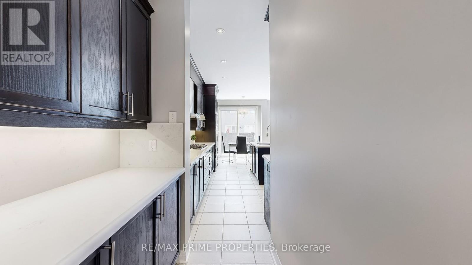 Photo 15 of 13 Lundy Drive, Markham ON