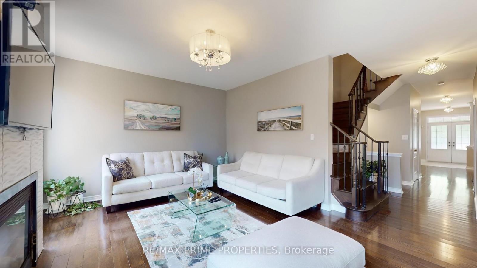 Photo 19 of 13 Lundy Drive, Markham ON