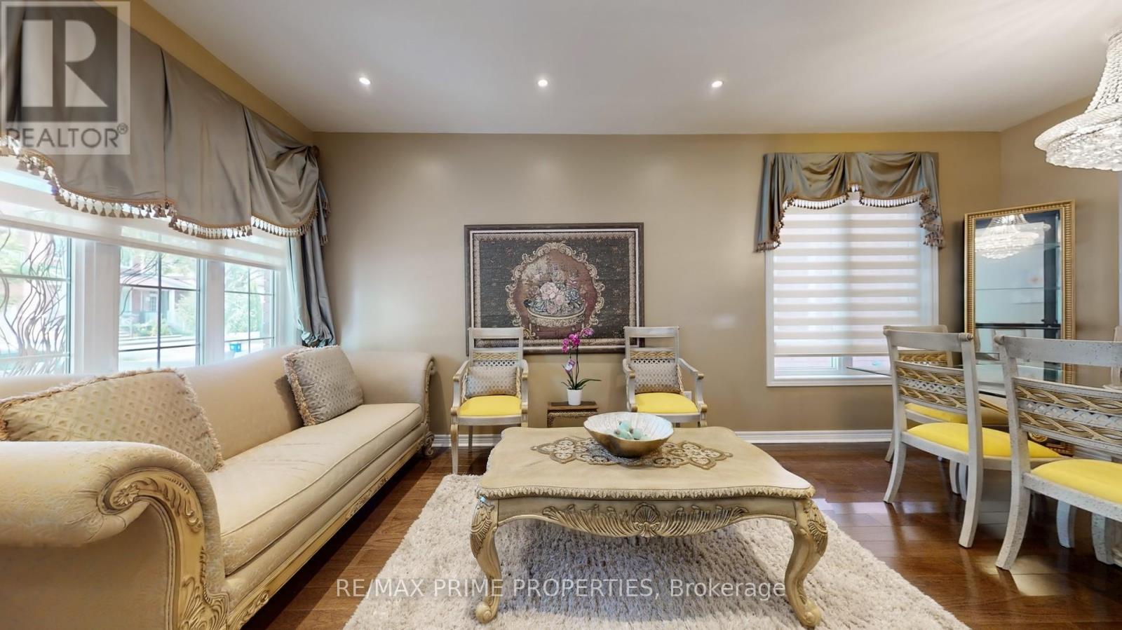 Photo 6 of 13 Lundy Drive, Markham ON