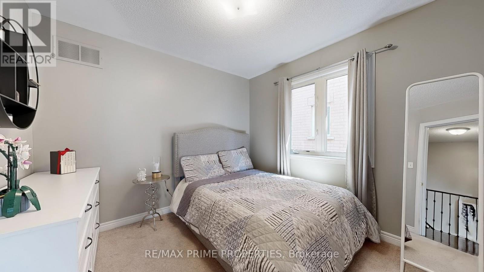 Photo 39 of 13 Lundy Drive, Markham ON