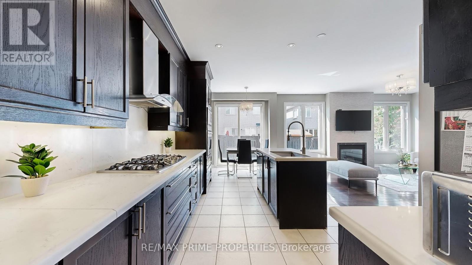 Photo 14 of 13 Lundy Drive, Markham ON