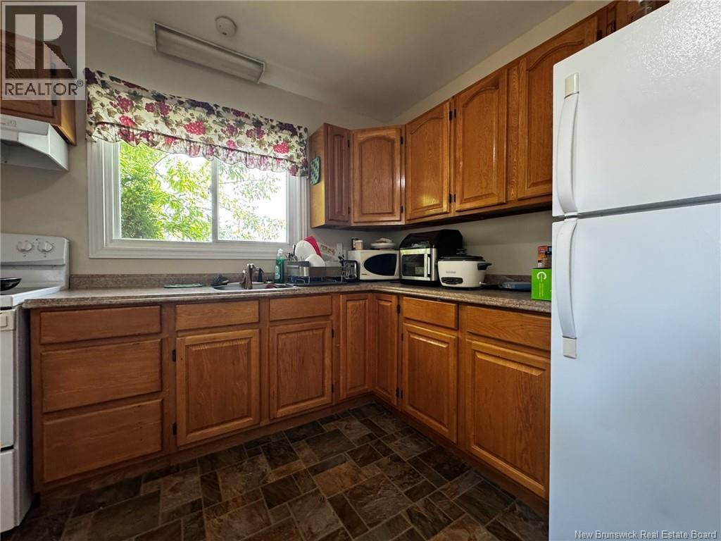 Photo 2 of 305 Beaumont Avenue, Miramichi NB