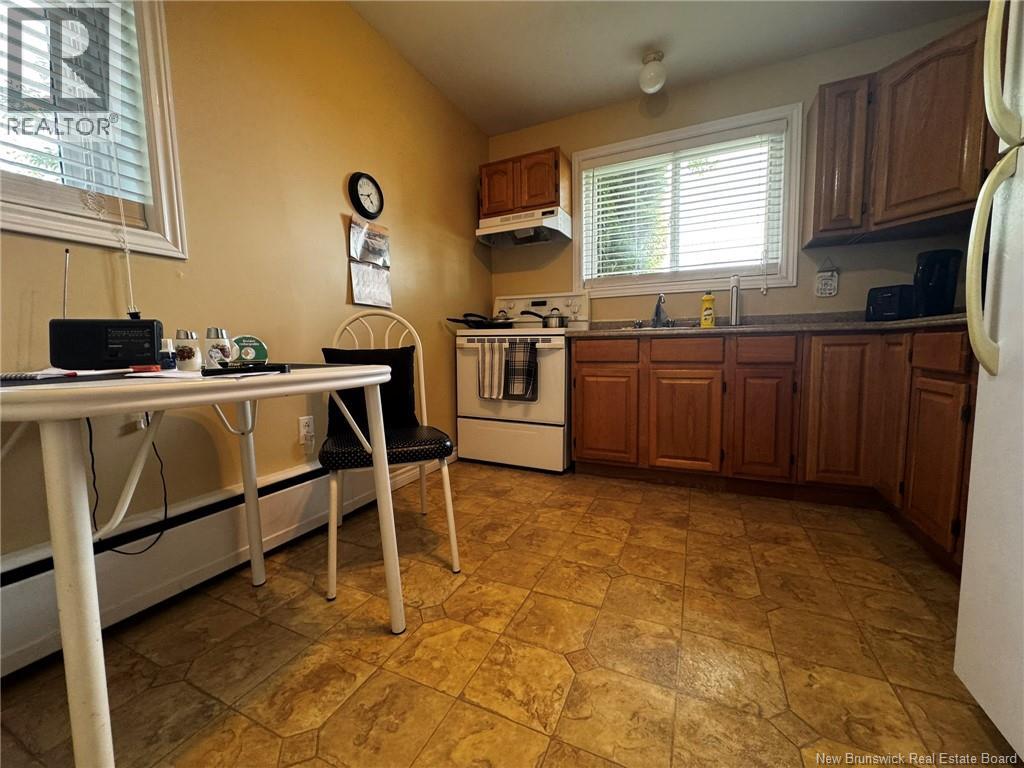 Photo 18 of 305 Beaumont Avenue, Miramichi NB