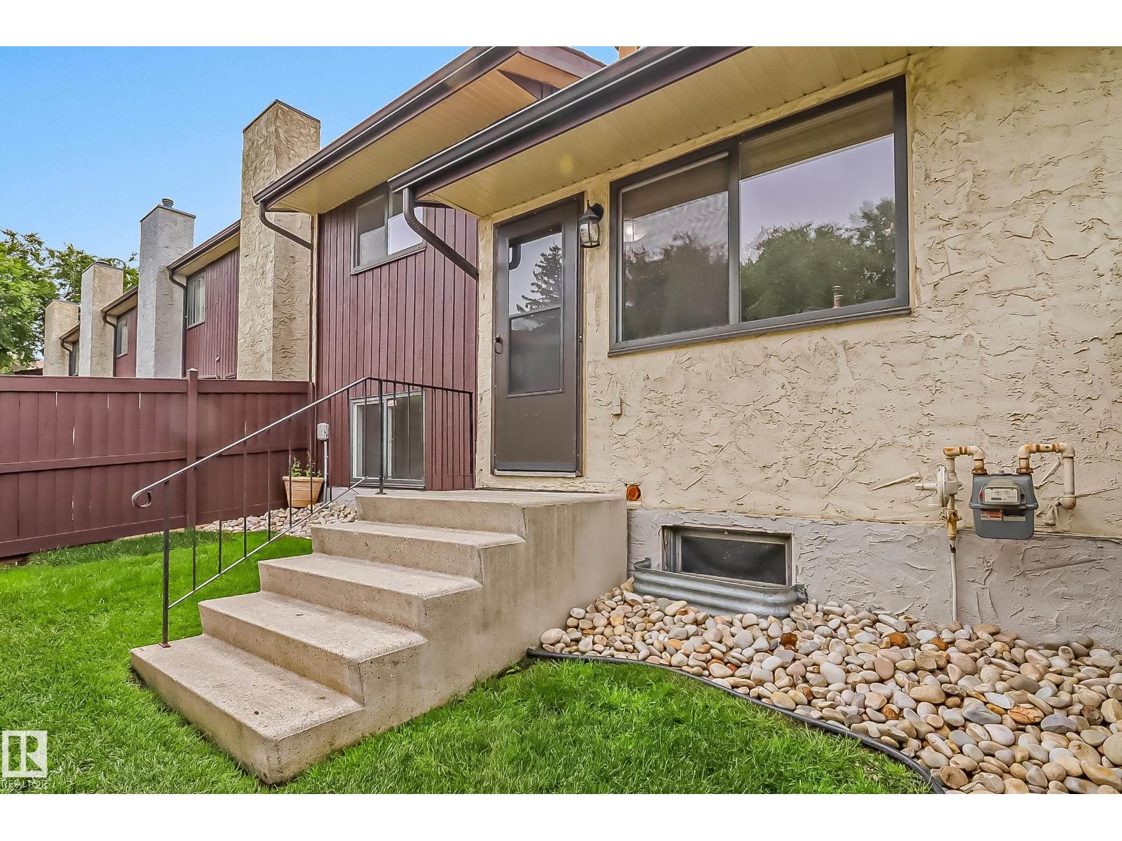 Photo 43 of 744 Saddleback Rd Nw, Edmonton AB