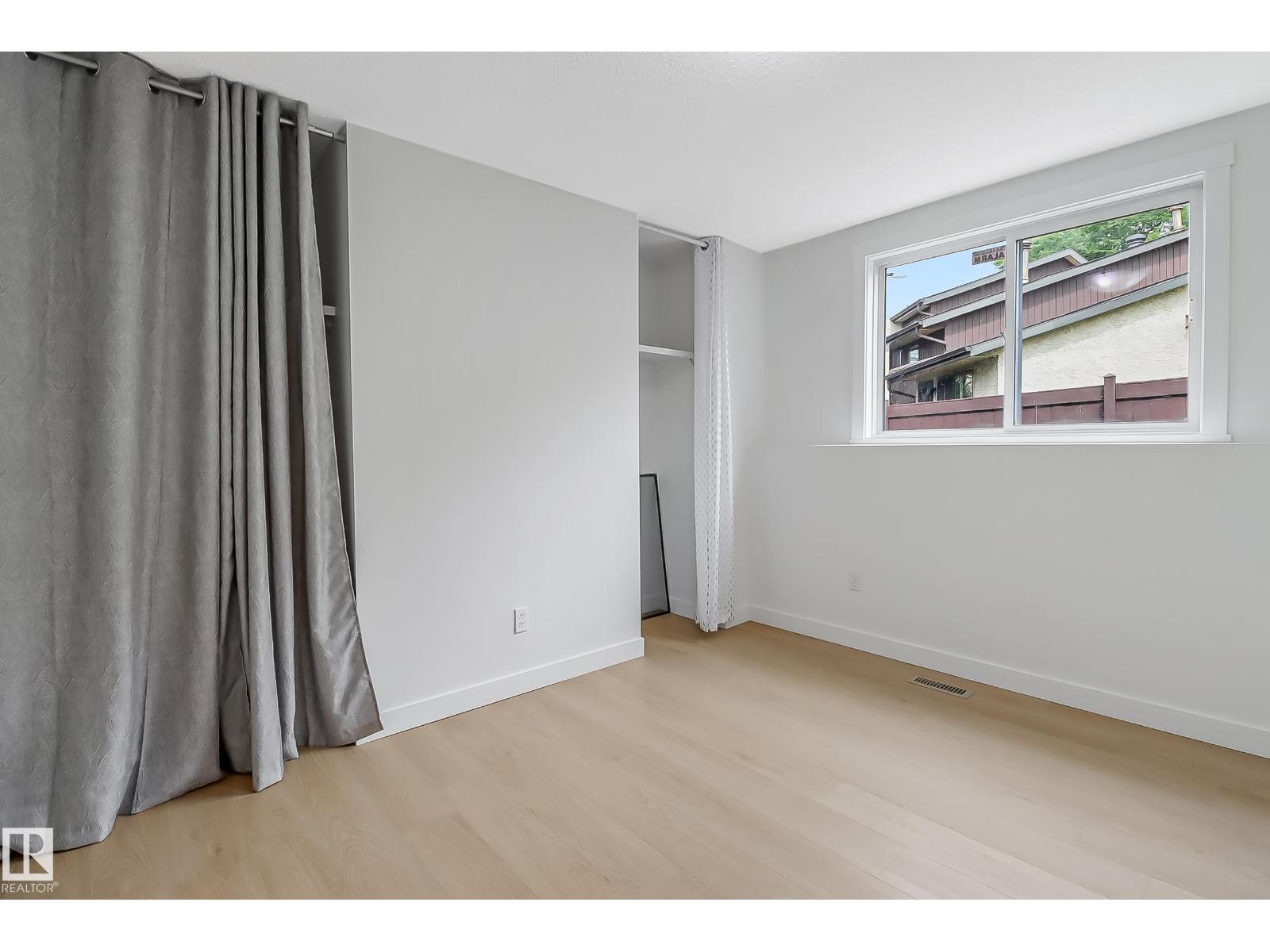 Photo 31 of 744 Saddleback Rd Nw, Edmonton AB