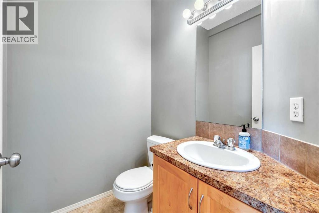 Photo 13 of 205 Strathaven Mews, Strathmore AB