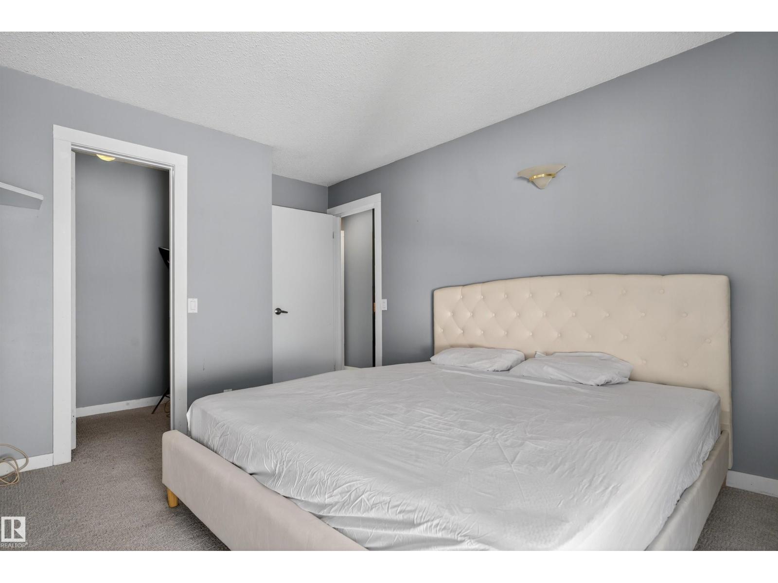 Photo 18 of 14017 121 St Nw, Edmonton AB