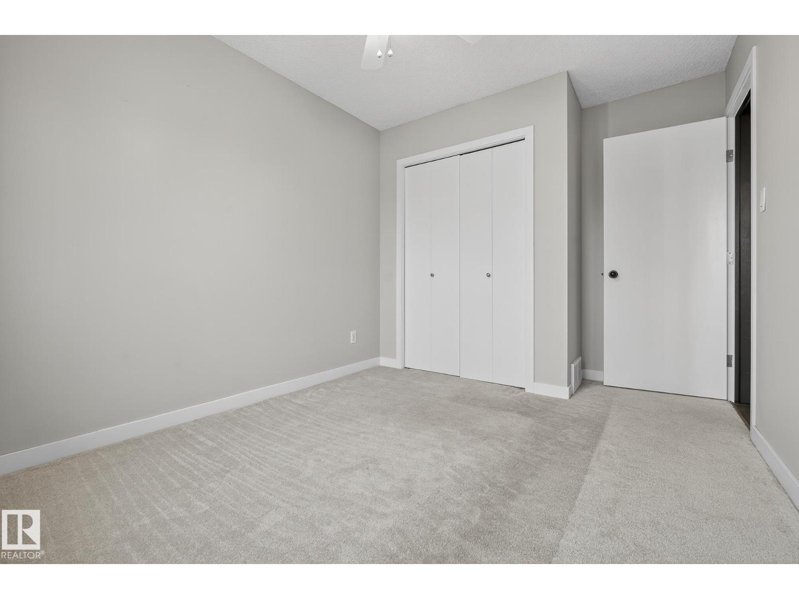 Photo 16 of 11421 118 St Nw, Edmonton AB