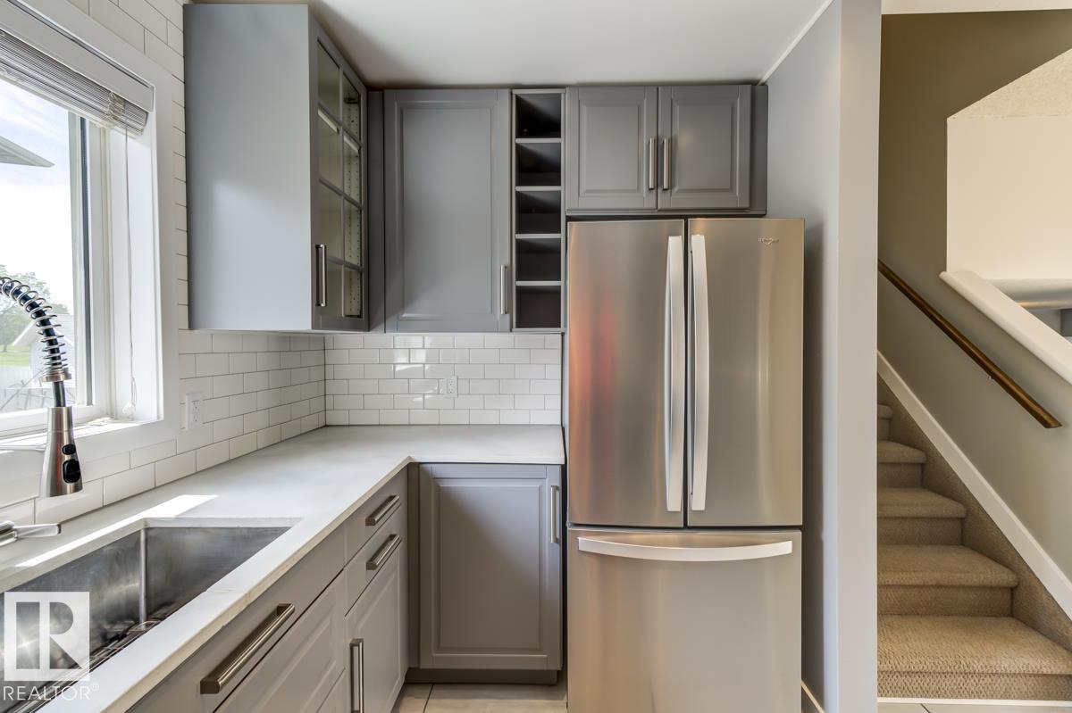 Photo 27 of 1520 80 A St Nw, Edmonton AB