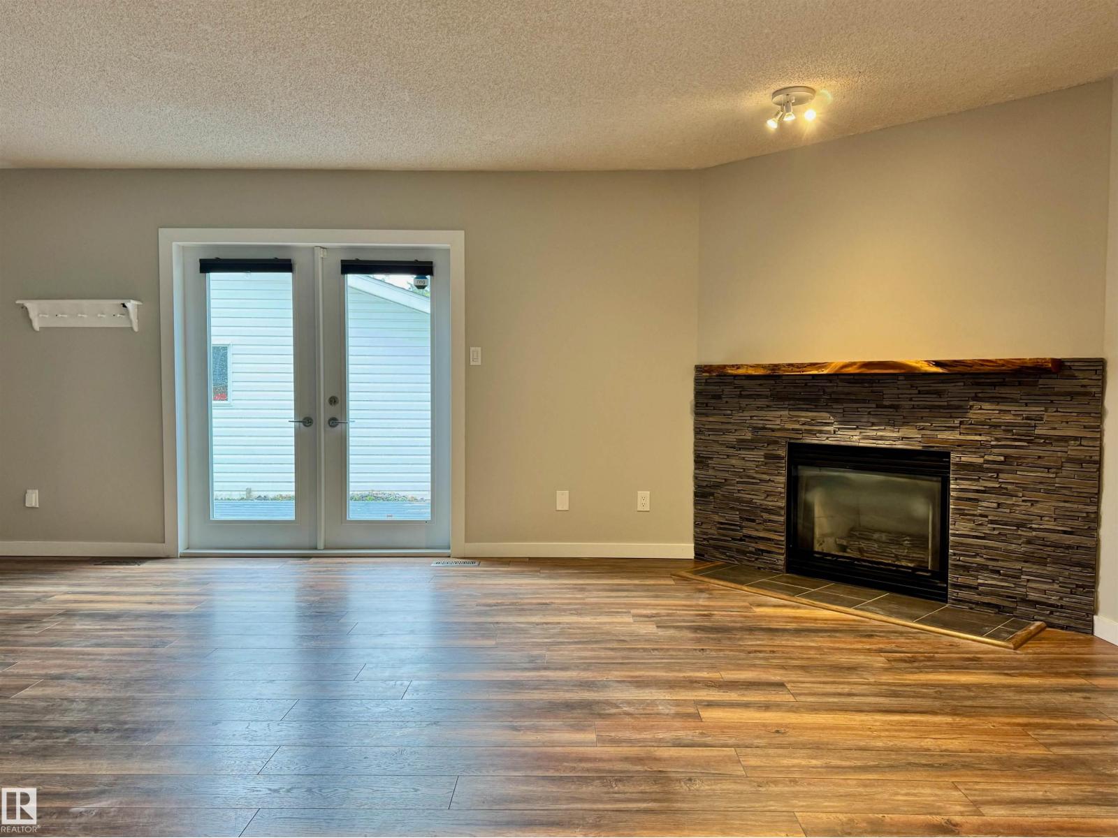 Photo 19 of 1520 80 A St Nw, Edmonton AB