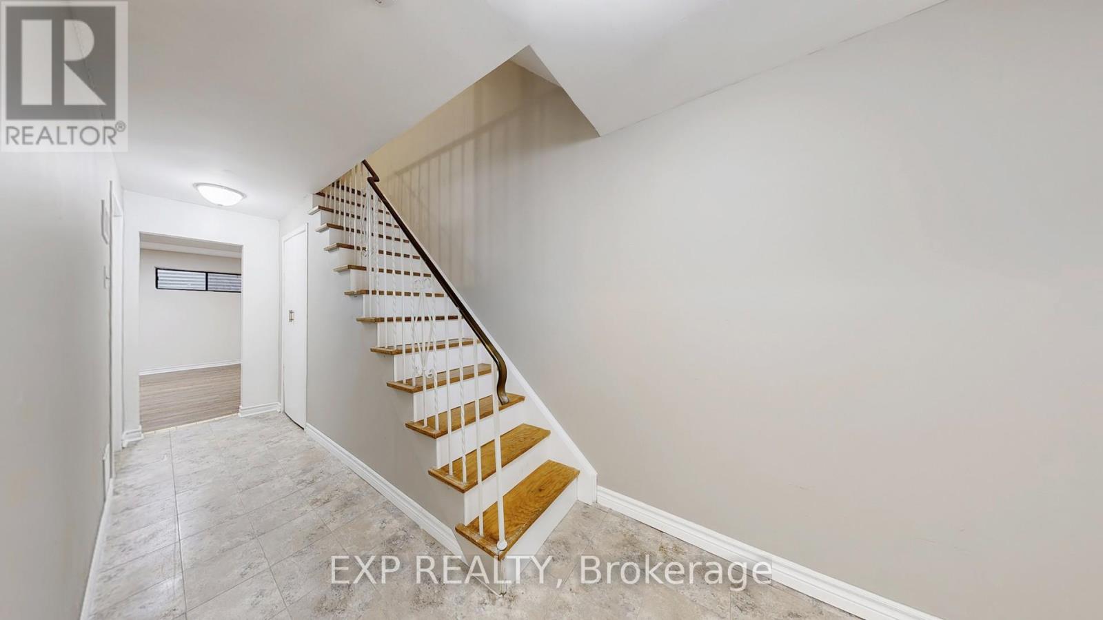 Photo 35 of 70 1235 Radom Street, Pickering ON