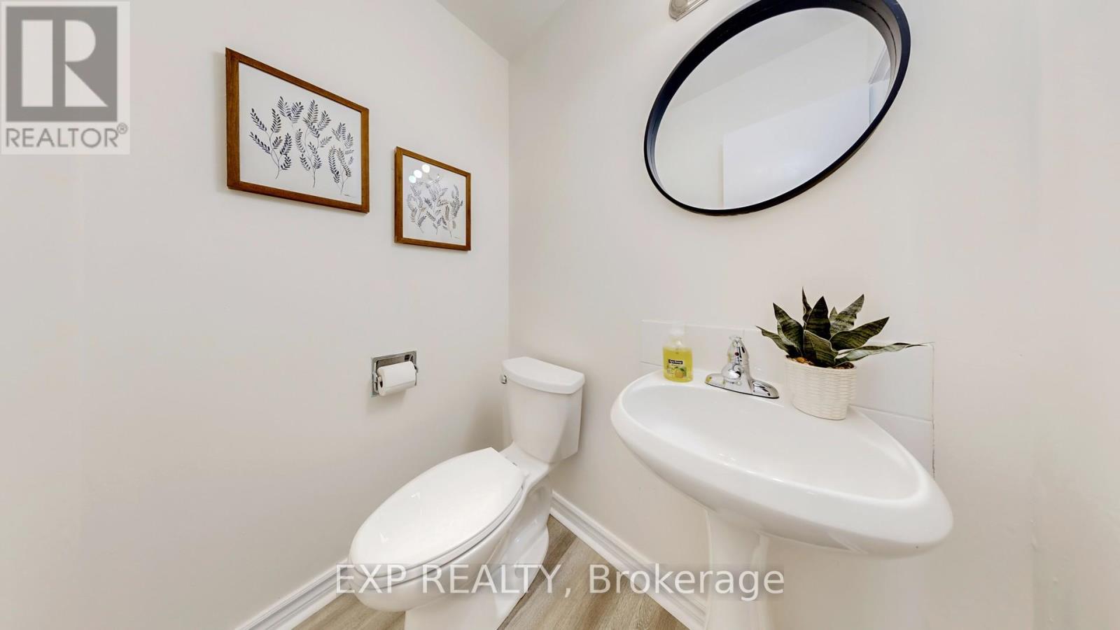 Photo 8 of 70 1235 Radom Street, Pickering ON