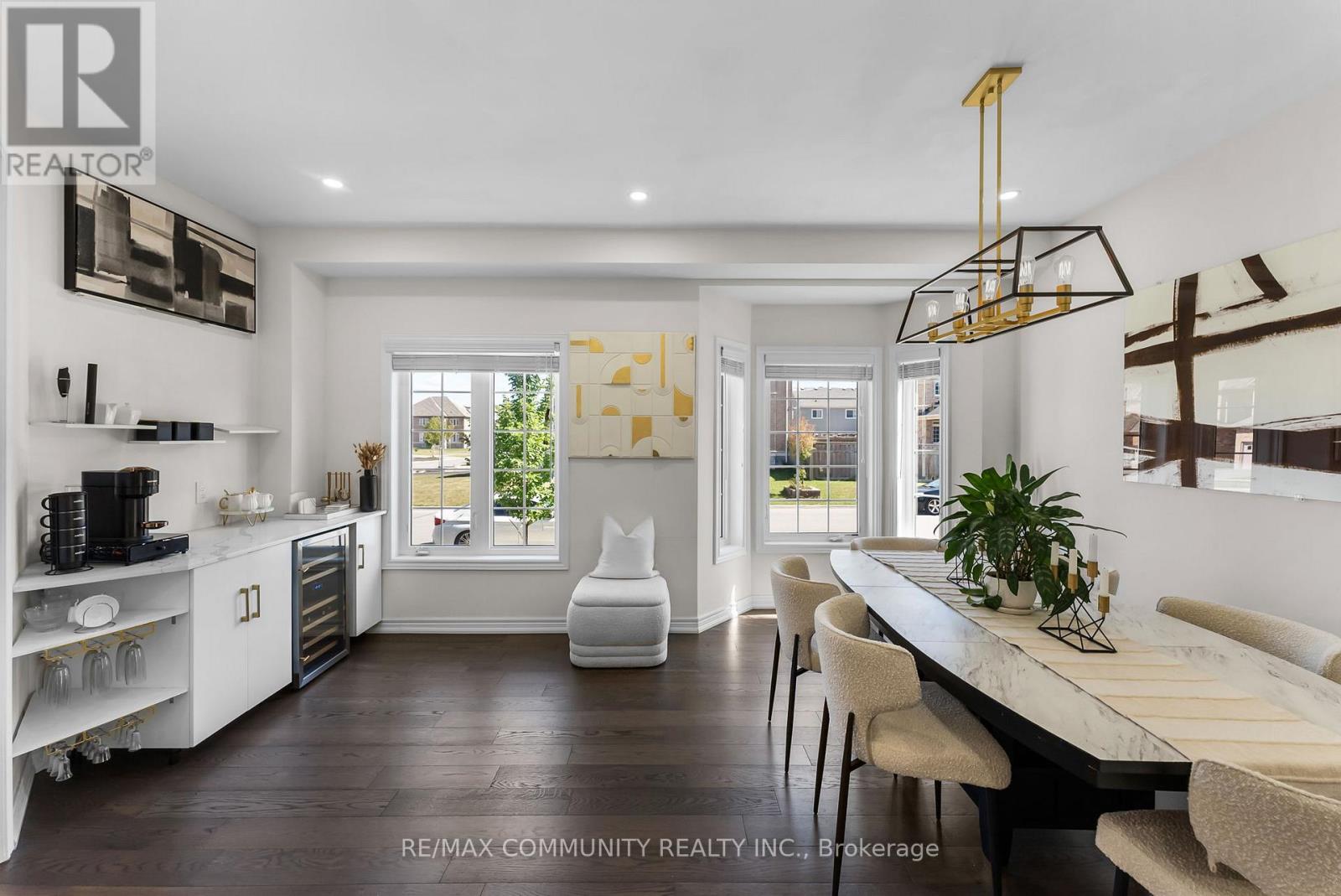 Photo 10 of 279 Kenneth Cole Drive, Clarington ON