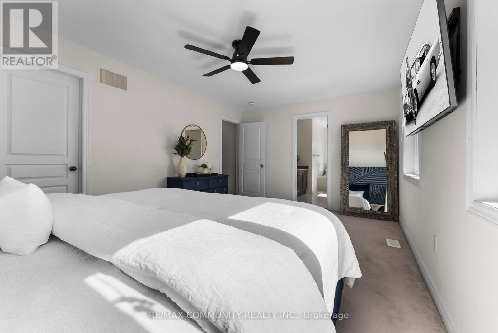Photo 27 of 279 Kenneth Cole Drive, Clarington ON
