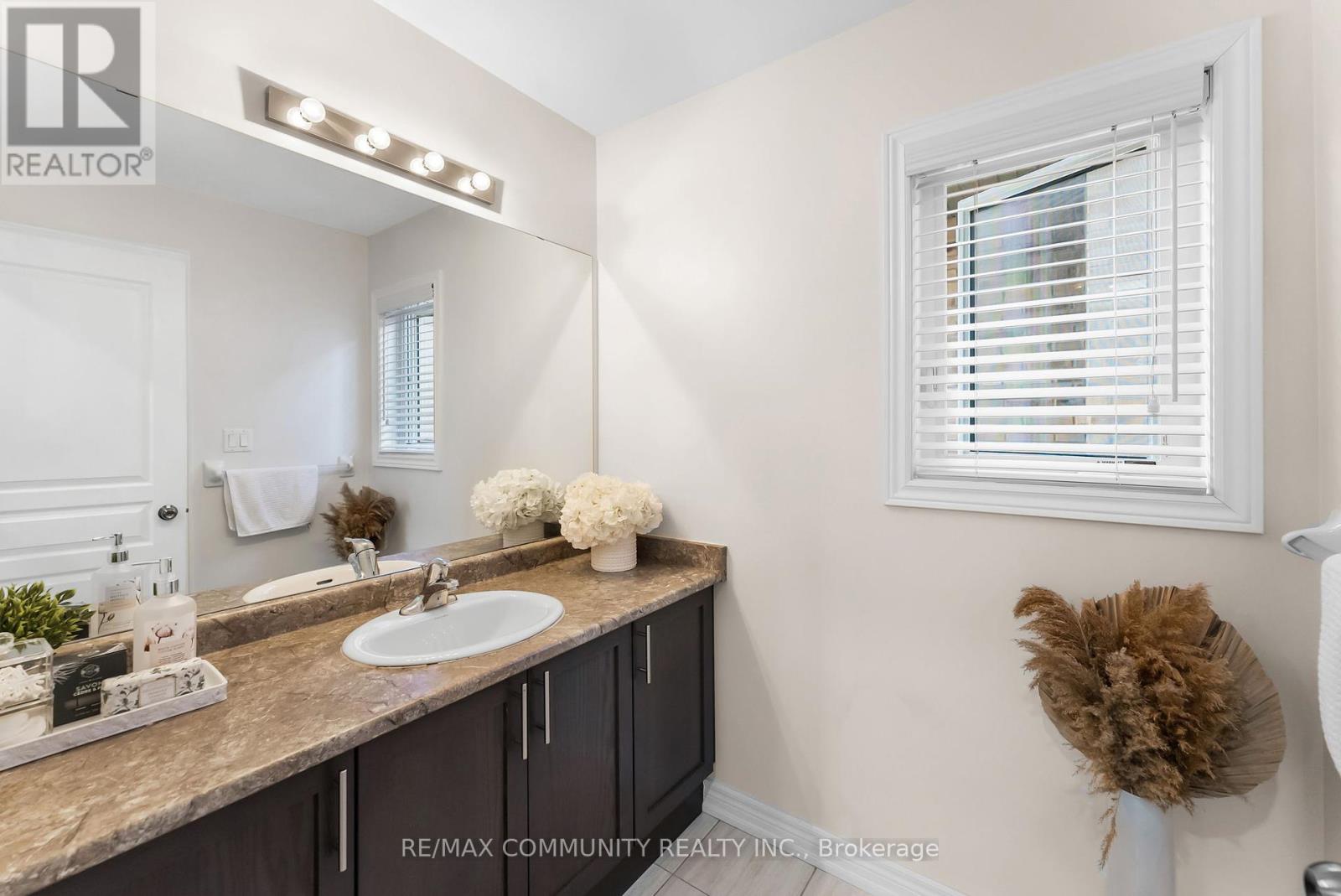 Photo 36 of 279 Kenneth Cole Drive, Clarington ON