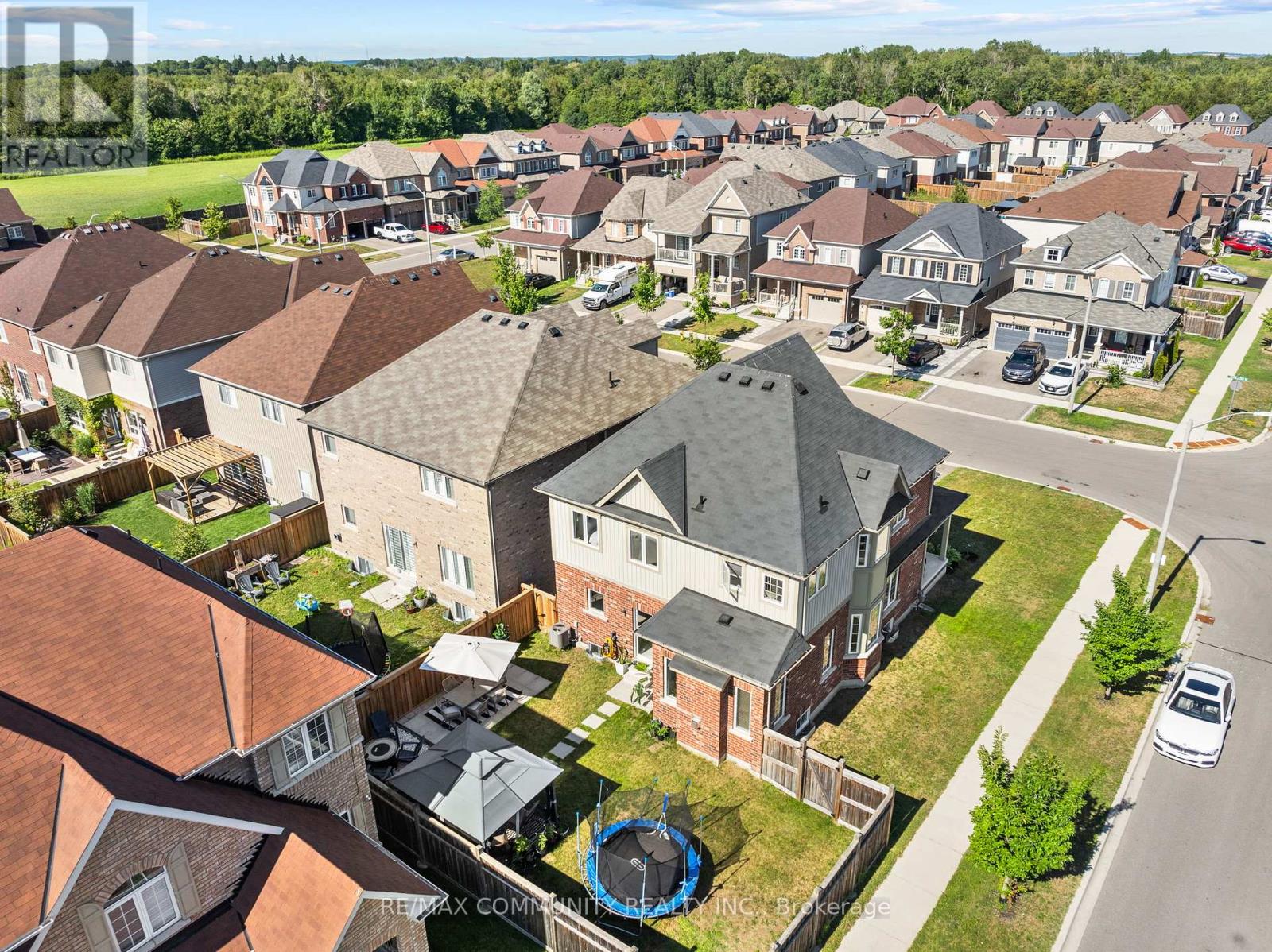 Photo 44 of 279 Kenneth Cole Drive, Clarington ON
