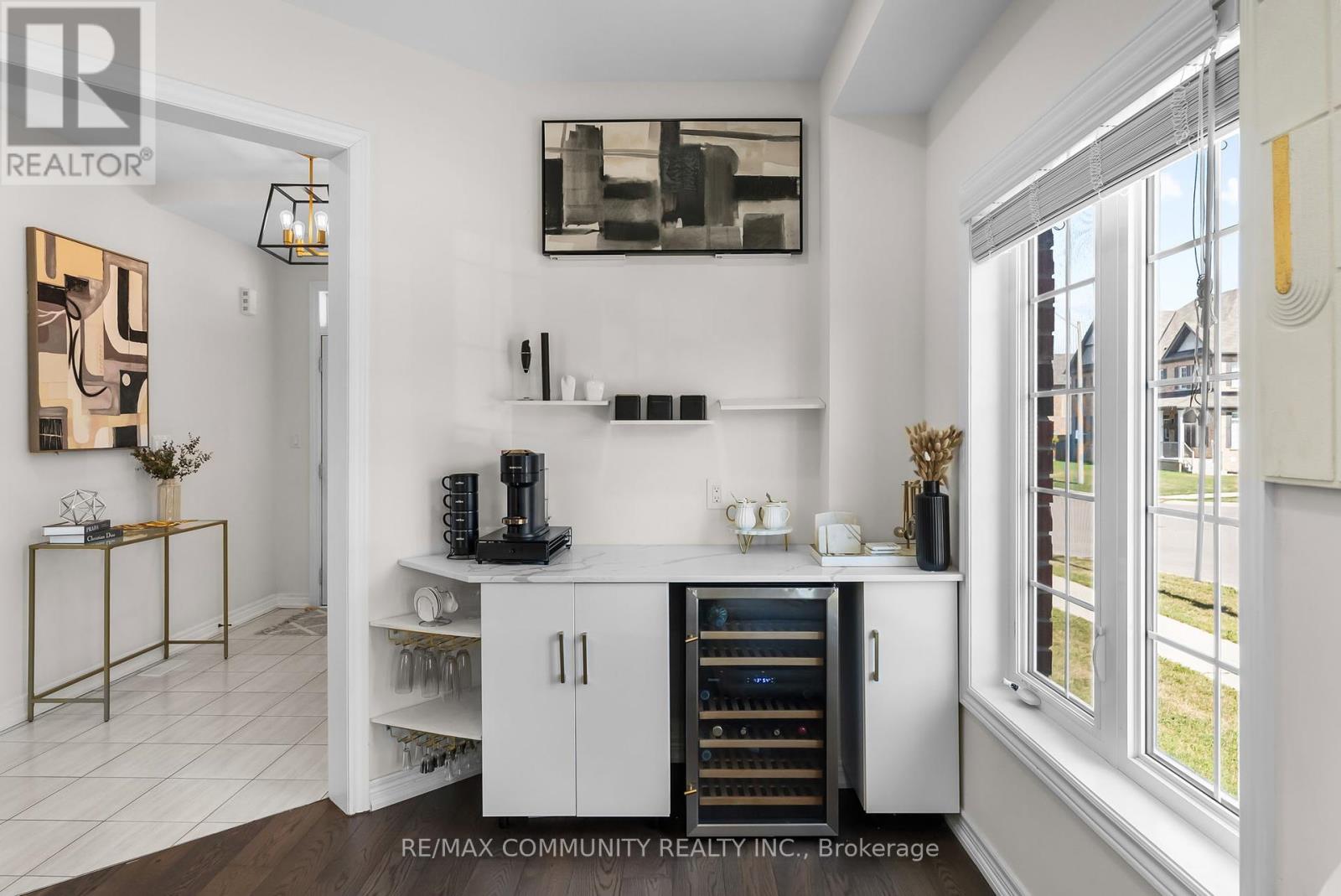 Photo 9 of 279 Kenneth Cole Drive, Clarington ON