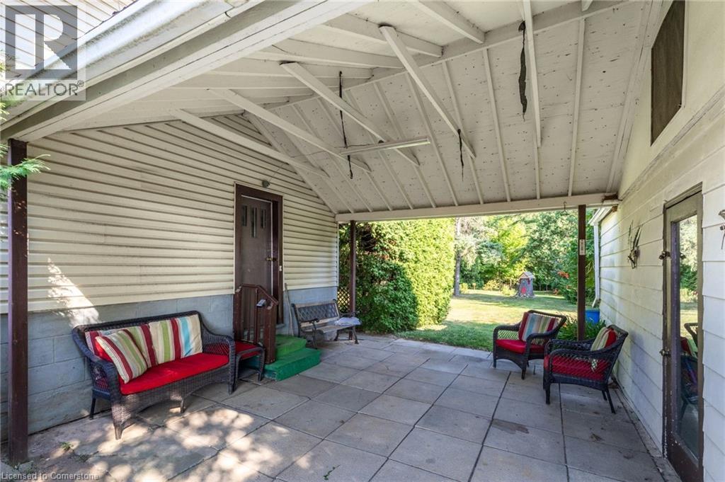 Photo 22 of 572 Parkside Drive, Waterdown ON