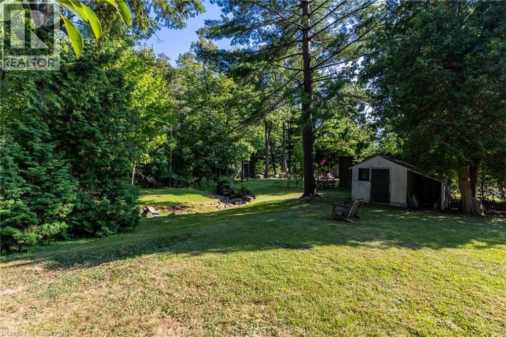 Photo 27 of 572 Parkside Drive, Waterdown ON
