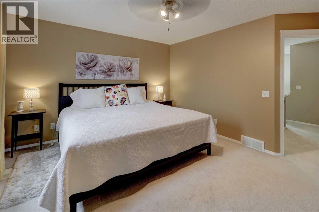 Single Family House for Sale in  Tuscany Springs Place NW Tuscany Calgary 