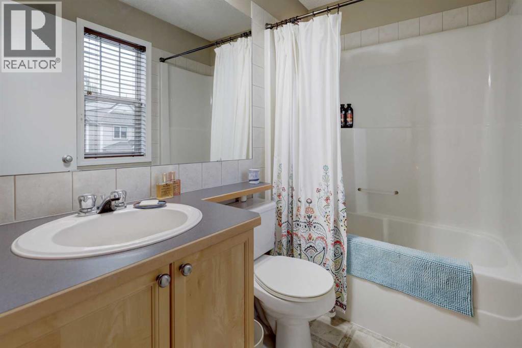 Single Family House for Sale in  Tuscany Springs Place NW Tuscany Calgary 