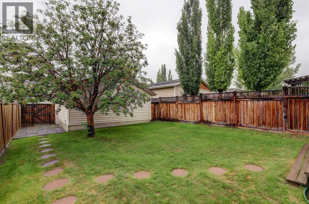 Single Family House for Sale in  Tuscany Springs Place NW Tuscany Calgary 