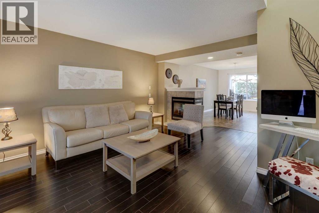 Single Family House for Sale in  Tuscany Springs Place NW Tuscany Calgary 