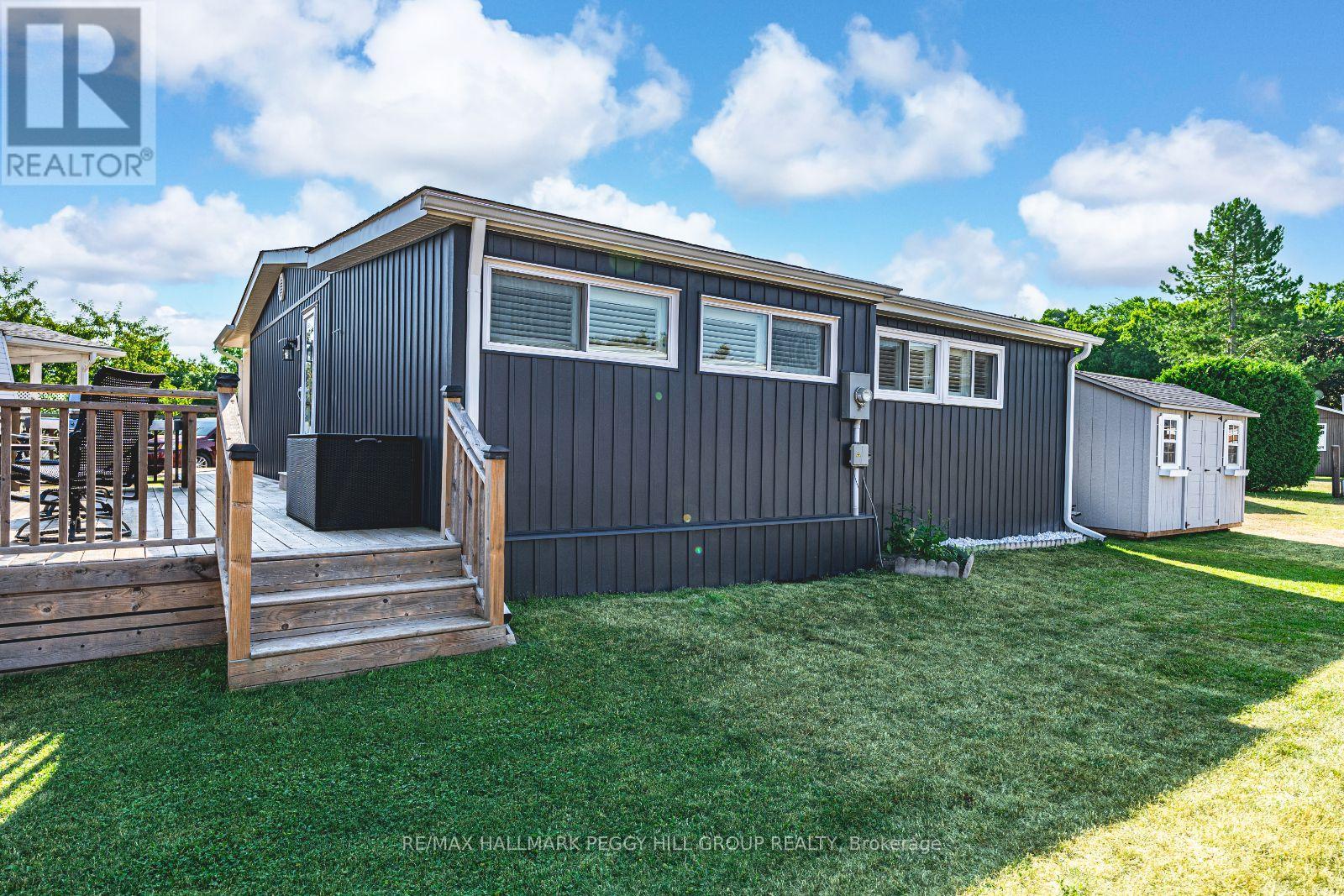 Photo 12 of 10 Nettles Cove, Innisfil ON