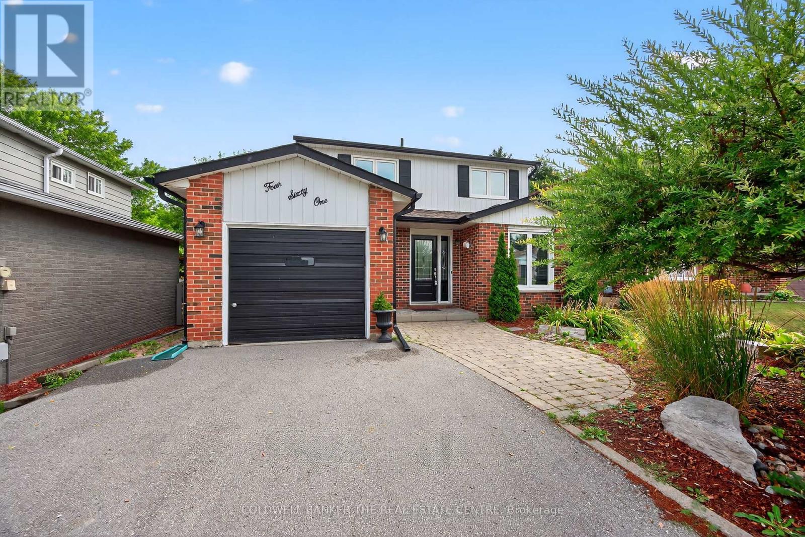 Photo 1 of 461 Sandford Street, Newmarket ON