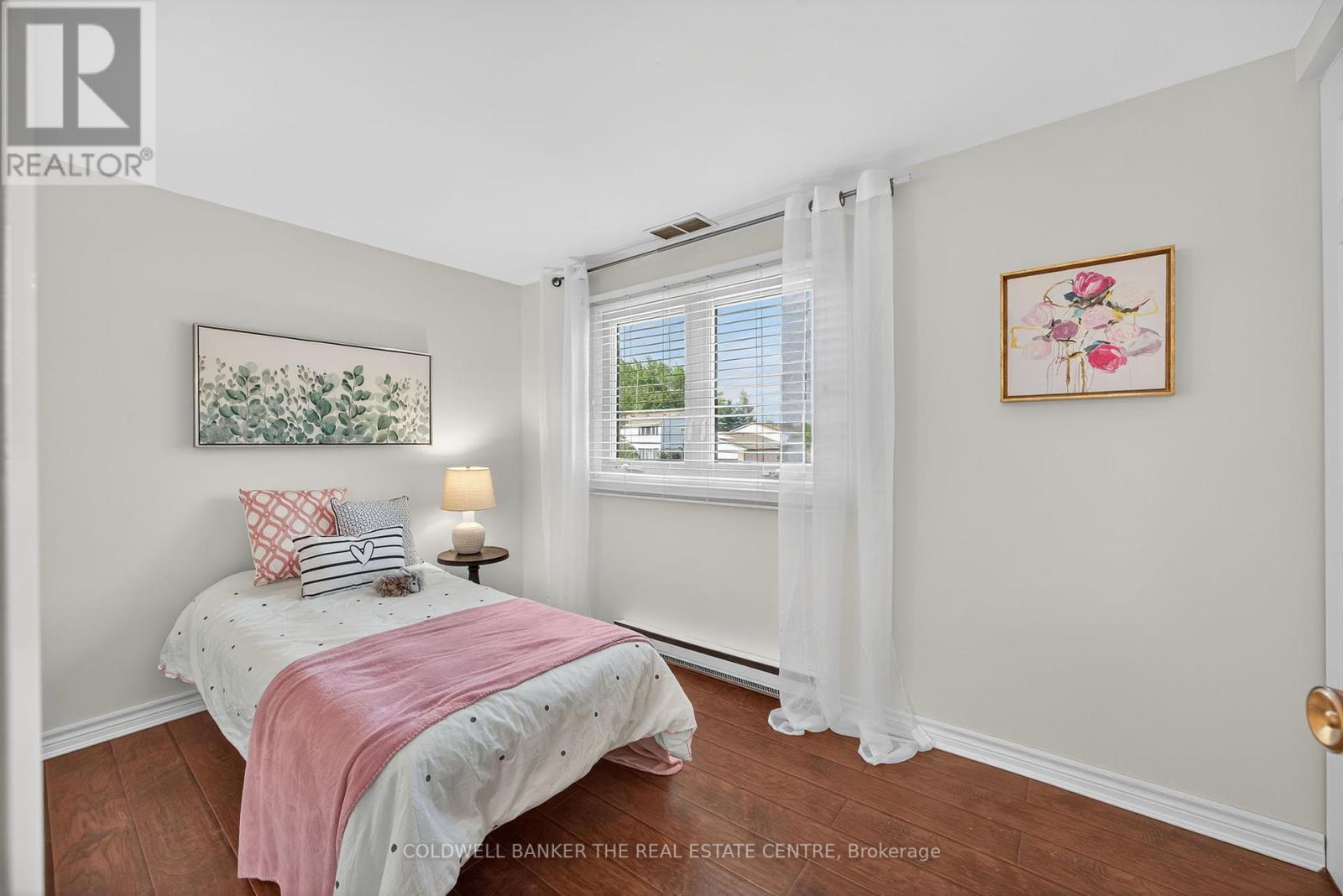 Photo 18 of 461 Sandford Street, Newmarket ON