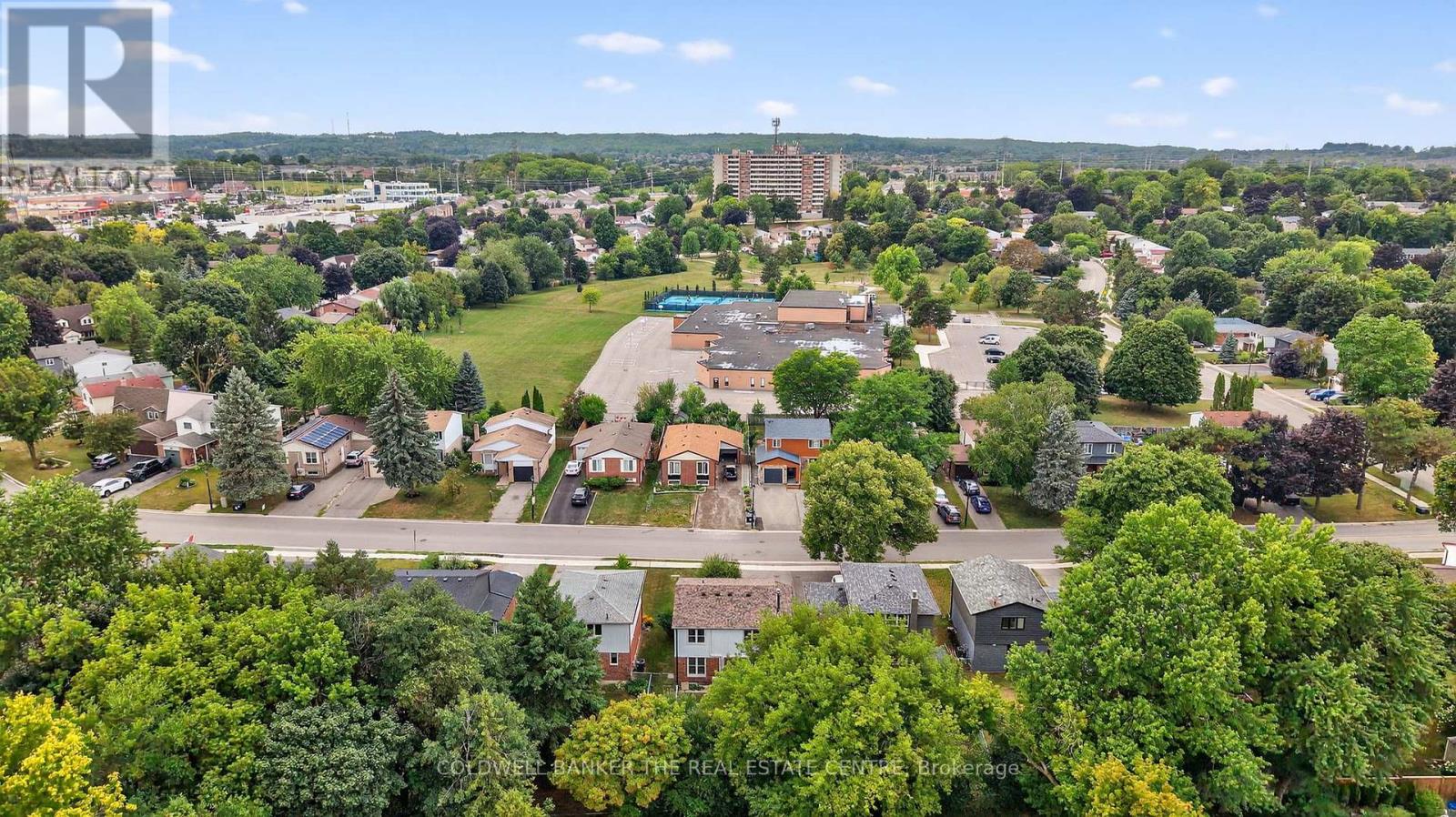 Photo 30 of 461 Sandford Street, Newmarket ON