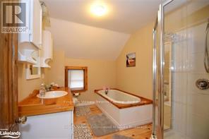Photo 20 of 40 Oak Street, Collingwood ON