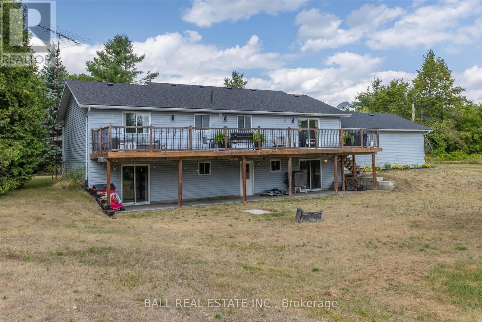 Photo 29 of 233 Lonsberry Lane, Dourodummer ON