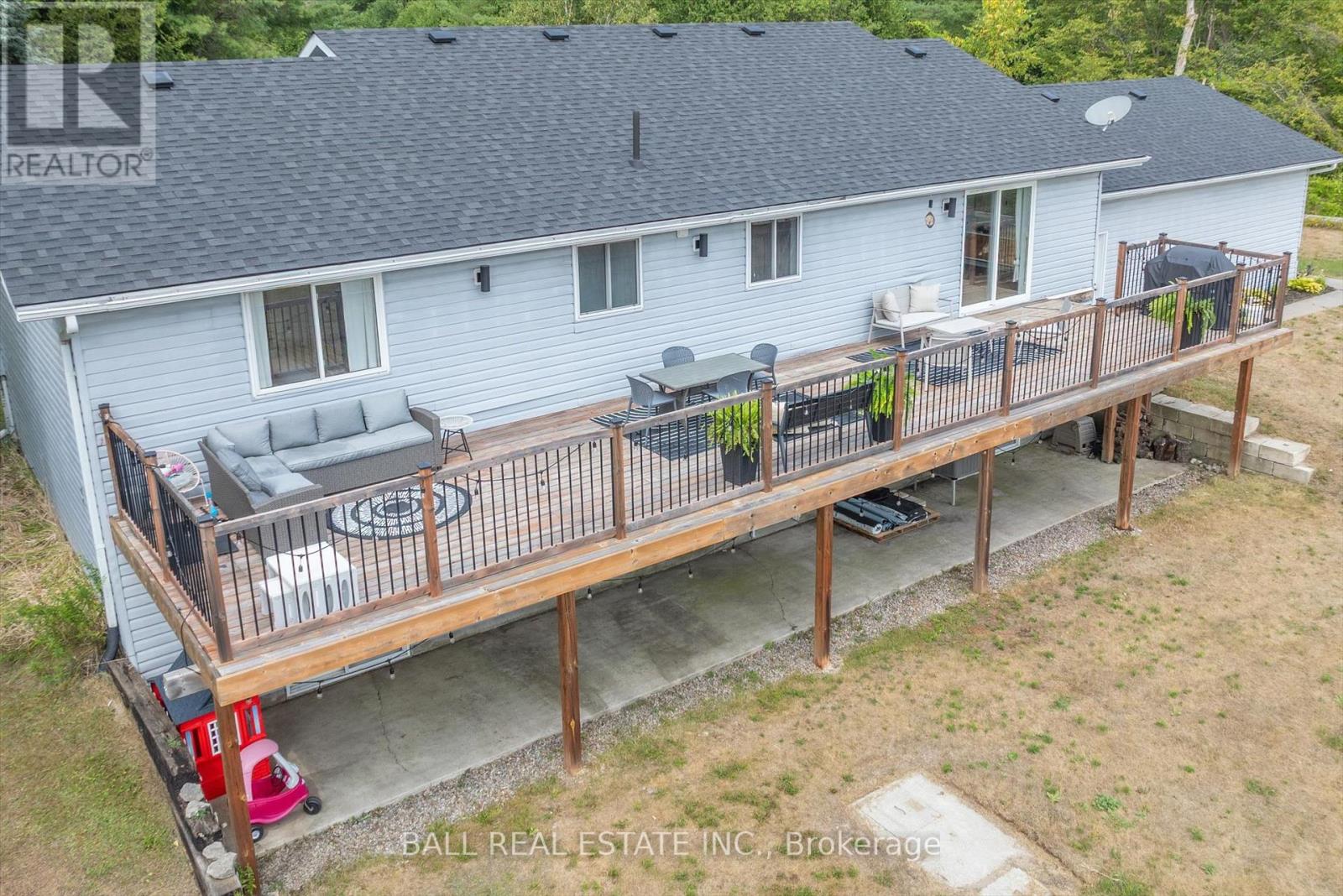 Photo 31 of 233 Lonsberry Lane, Dourodummer ON