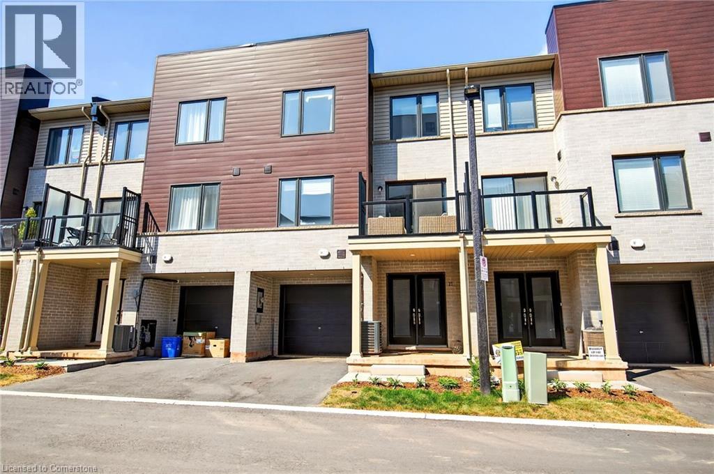 Photo 3 of 27 Dryden Lane, Hamilton ON