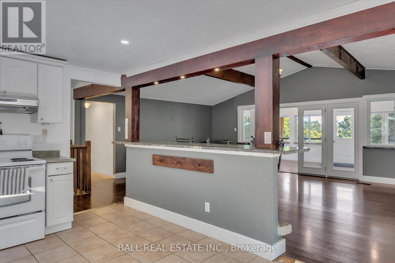 Photo 14 of 1288 Youngs Cove Road, Selwyn ON