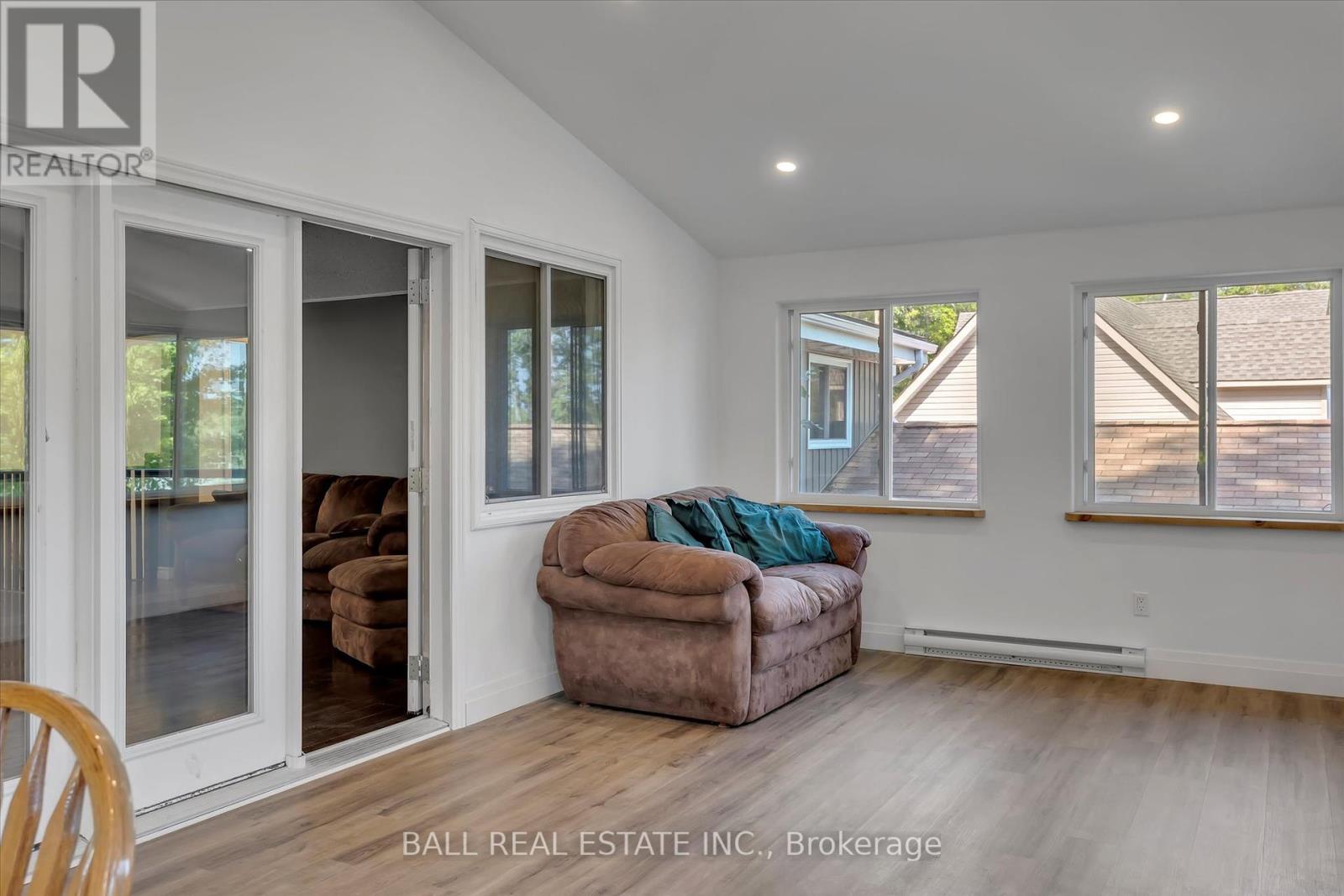 Photo 7 of 1288 Youngs Cove Road, Selwyn ON