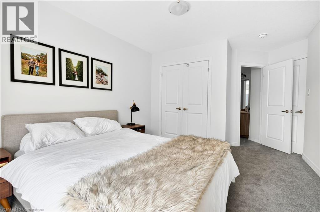 Photo 26 of 27 Dryden Lane, Hamilton ON