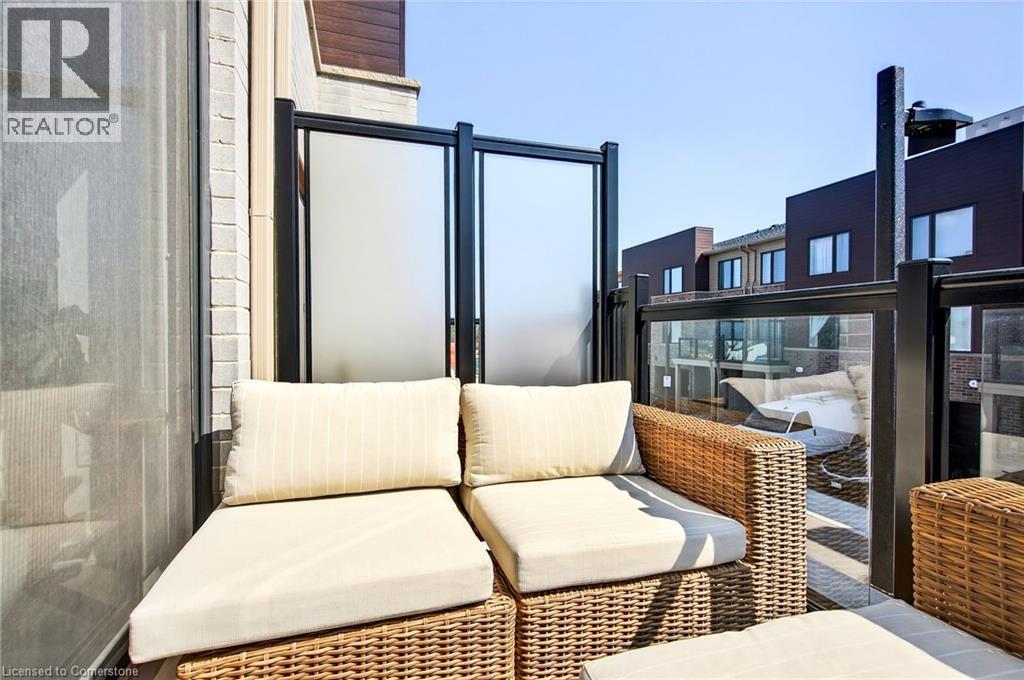 Photo 19 of 27 Dryden Lane, Hamilton ON