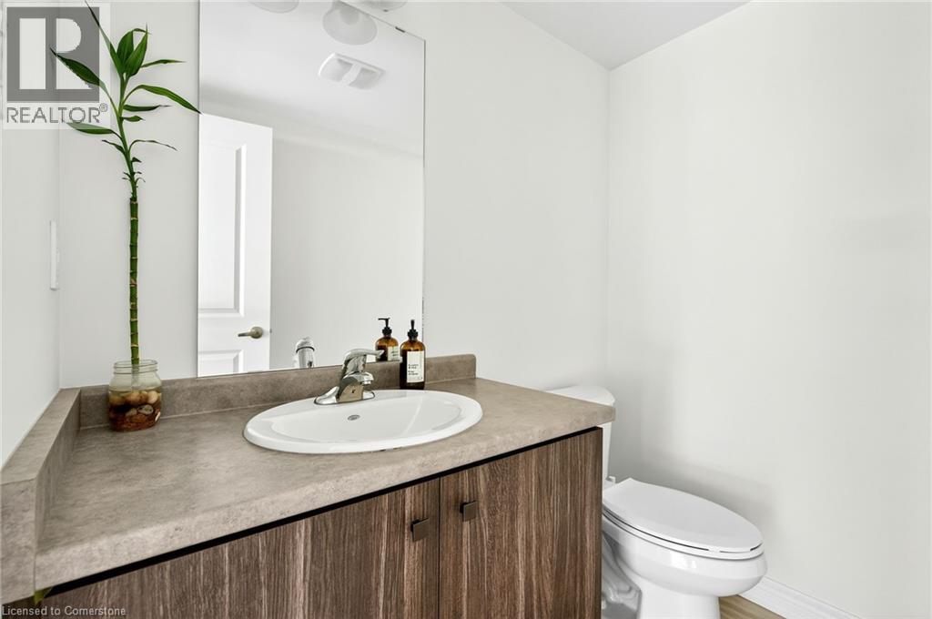 Photo 22 of 27 Dryden Lane, Hamilton ON