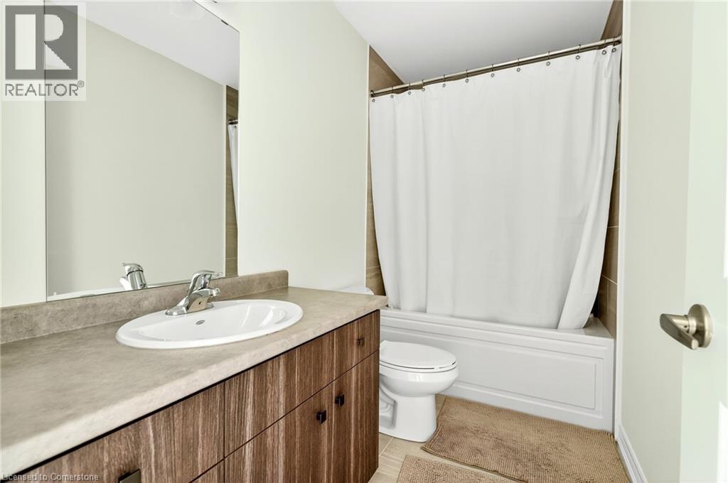 Photo 32 of 27 Dryden Lane, Hamilton ON