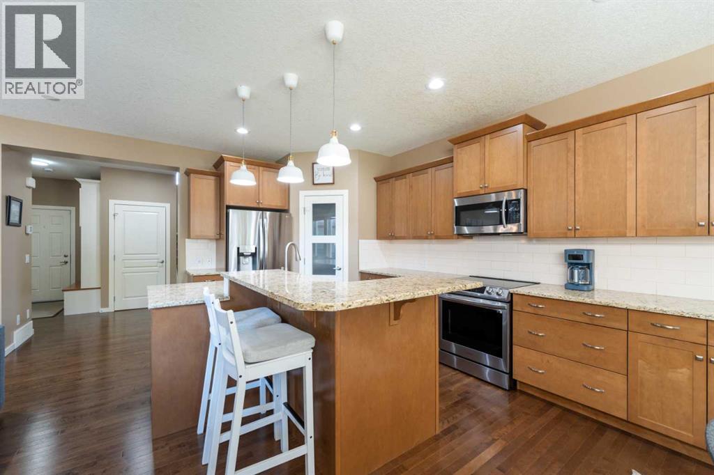 Single Family House for Sale in  Valley Pointe Way NW Valley Ridge Calgary 