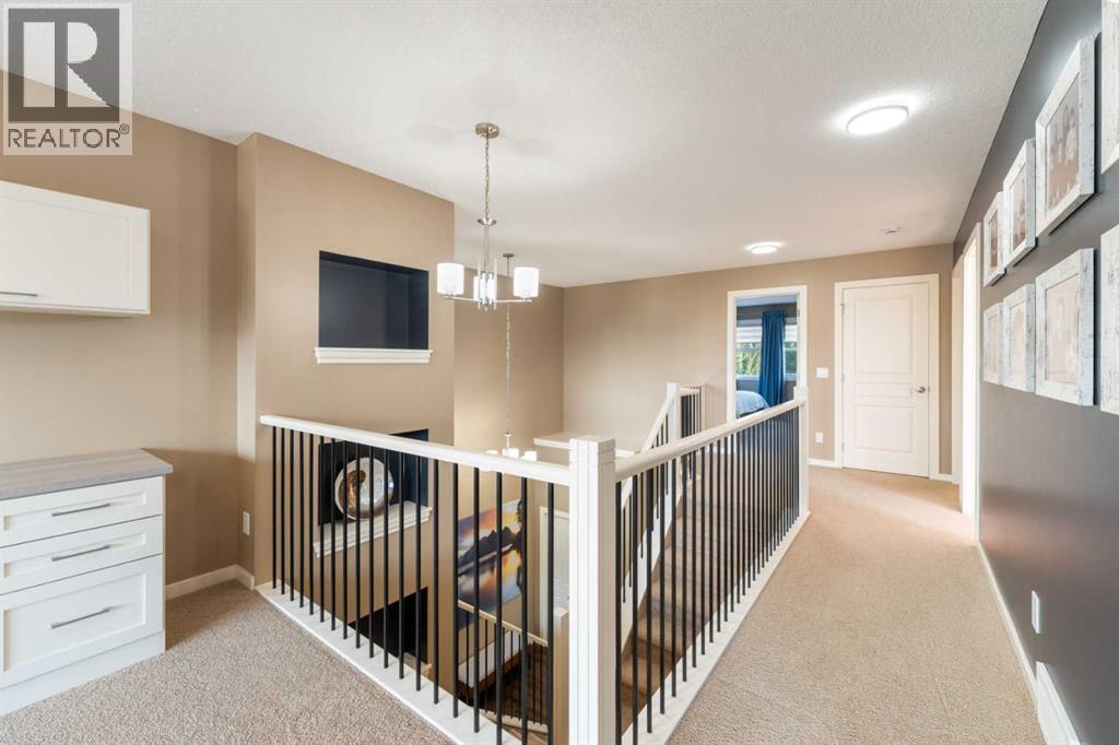 Single Family House for Sale in  Valley Pointe Way NW Valley Ridge Calgary 