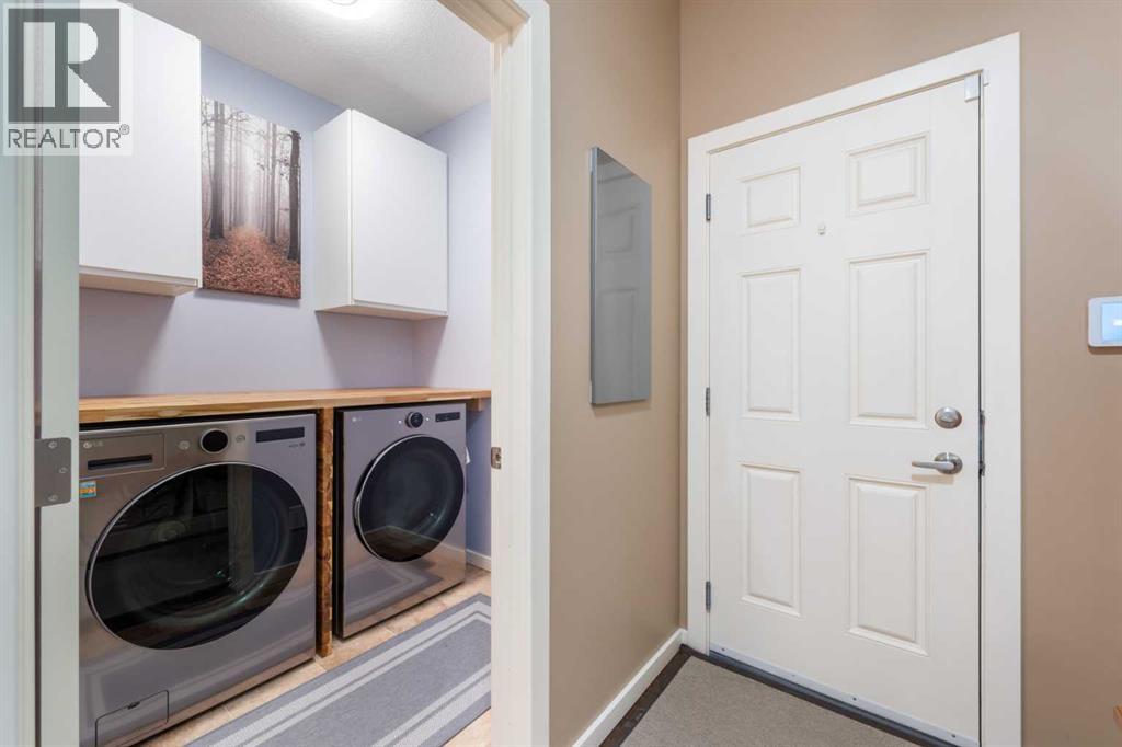 Single Family House for Sale in  Valley Pointe Way NW Valley Ridge Calgary 