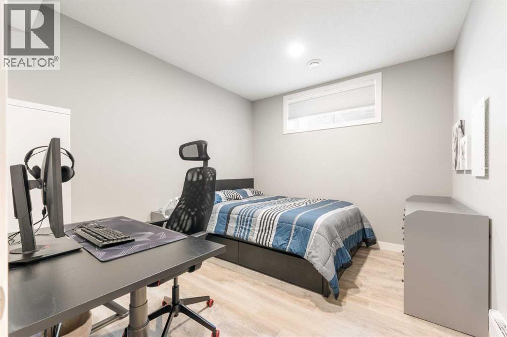 Single Family House for Sale in  Valley Pointe Way NW Valley Ridge Calgary 