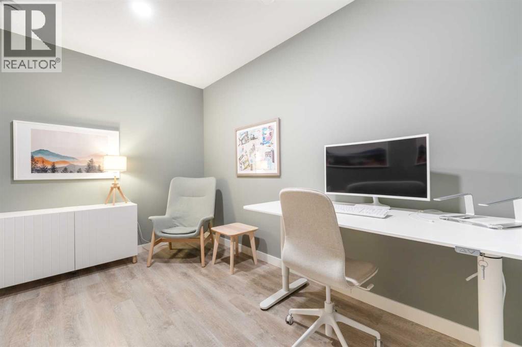 Single Family House for Sale in  Valley Pointe Way NW Valley Ridge Calgary 