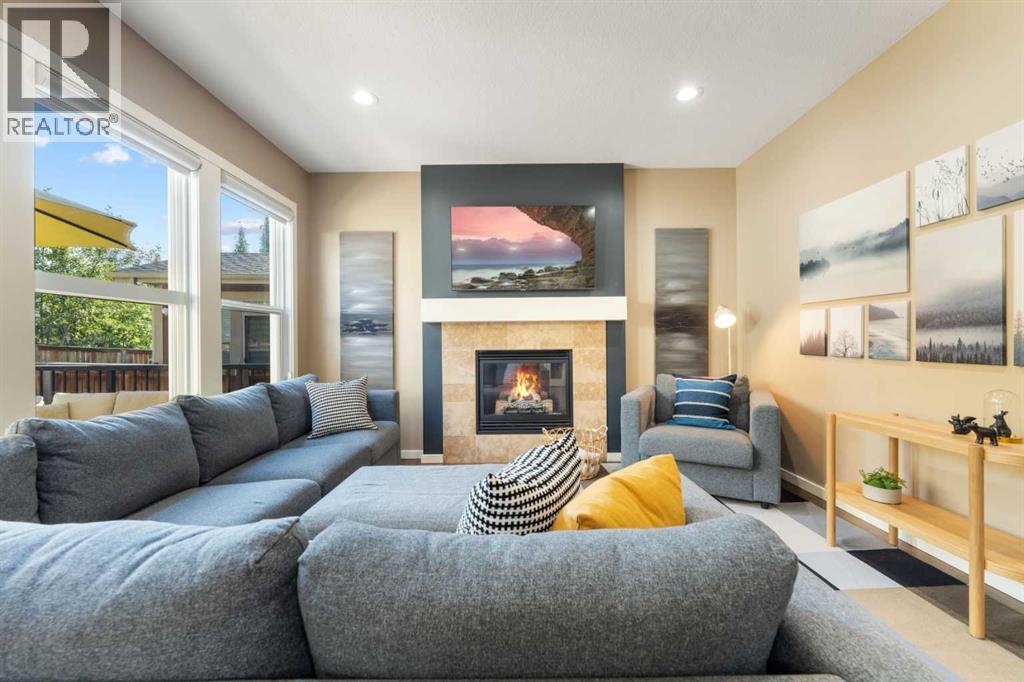 Single Family House for Sale in  Valley Pointe Way NW Valley Ridge Calgary 